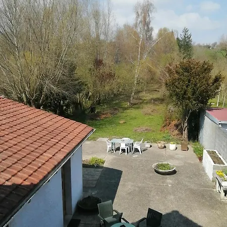 Homestay Lit 1 Personne Grand Bureau